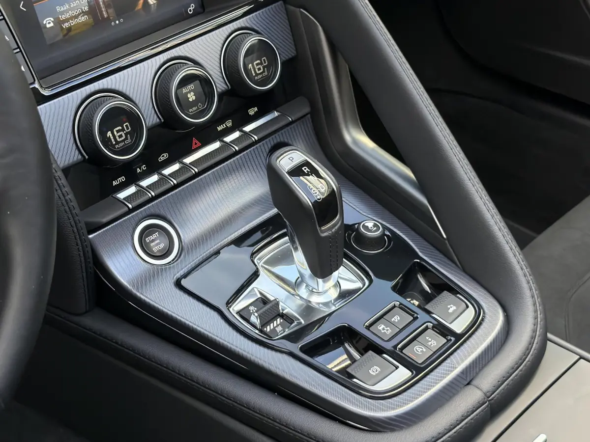 2.0T R-Dynamic | NL-auto/1e eign./Sportuitlaat/Climate Pack