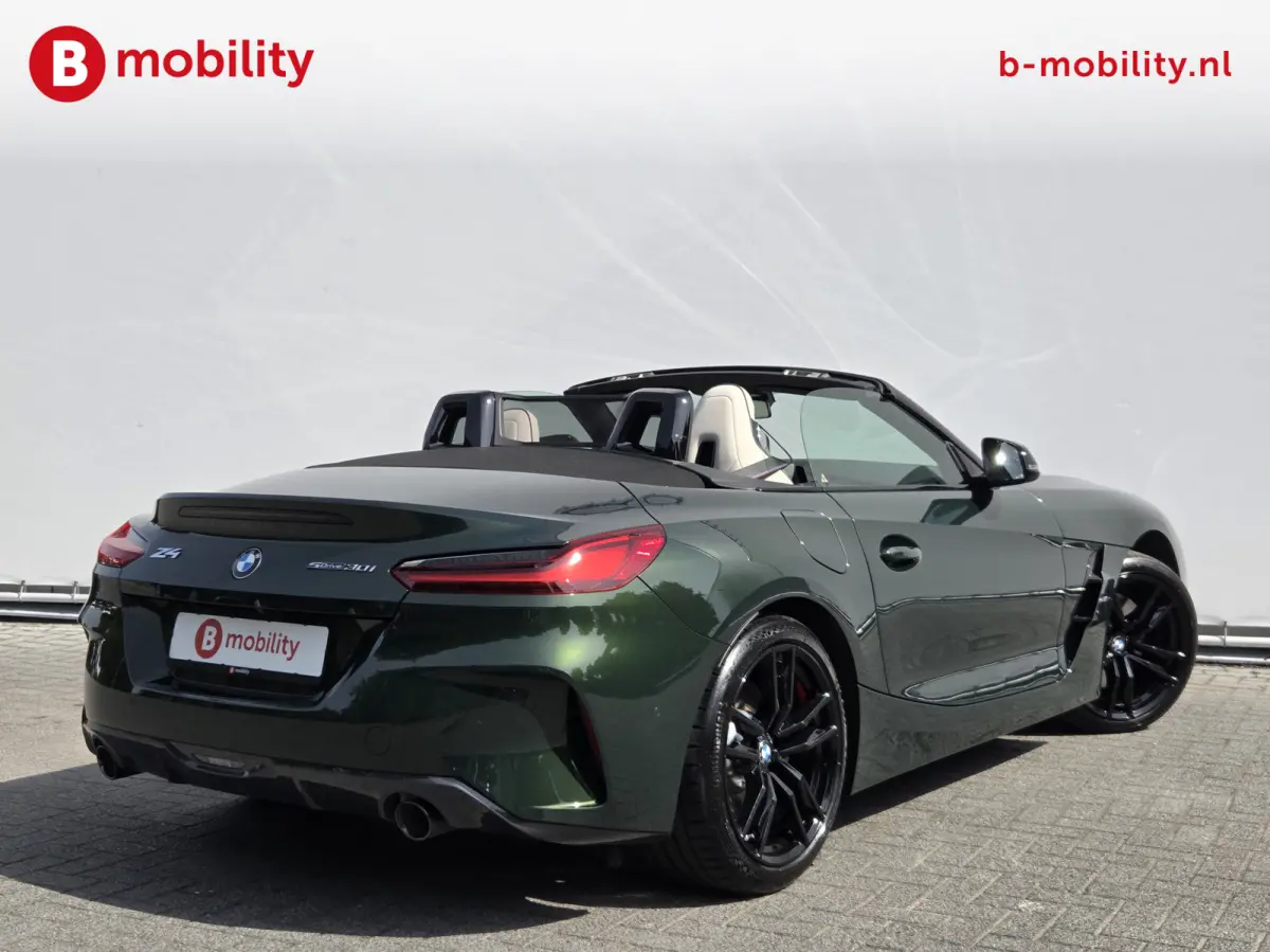 sDrive 30i High Executive M-Sport 'Sanremo Green' Head-Up Harman/Kardon | Adaptive Cruise Control | Stuur/Stoelverwarming | Achteruitrijcamera | DAB