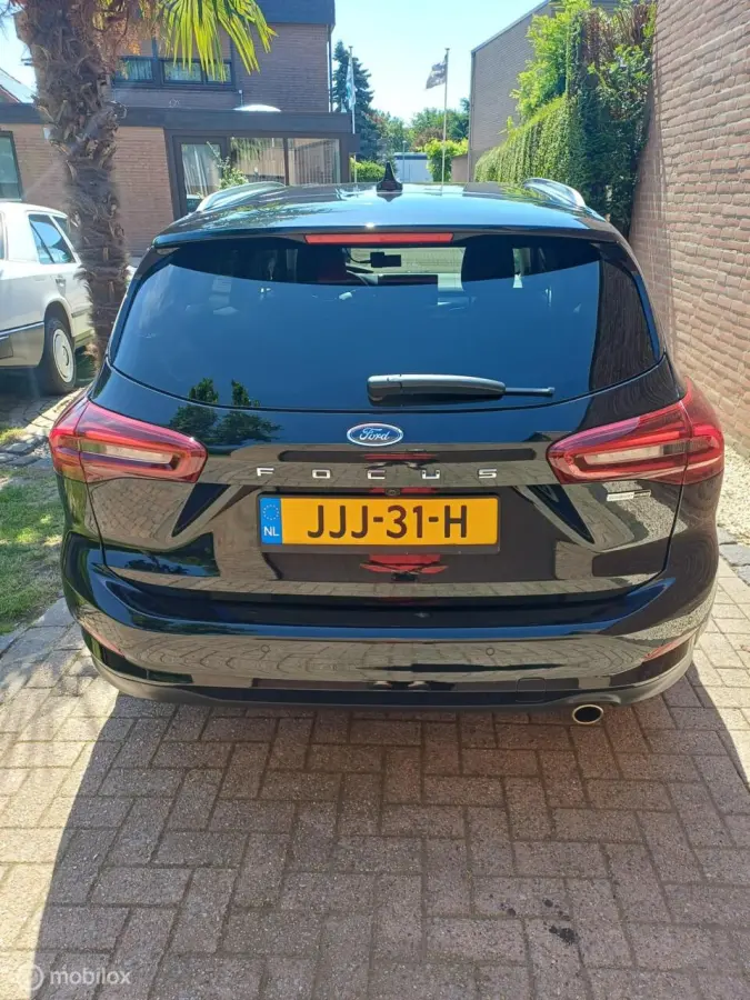 1.0 EcoBoost Hybrid Titanium Style