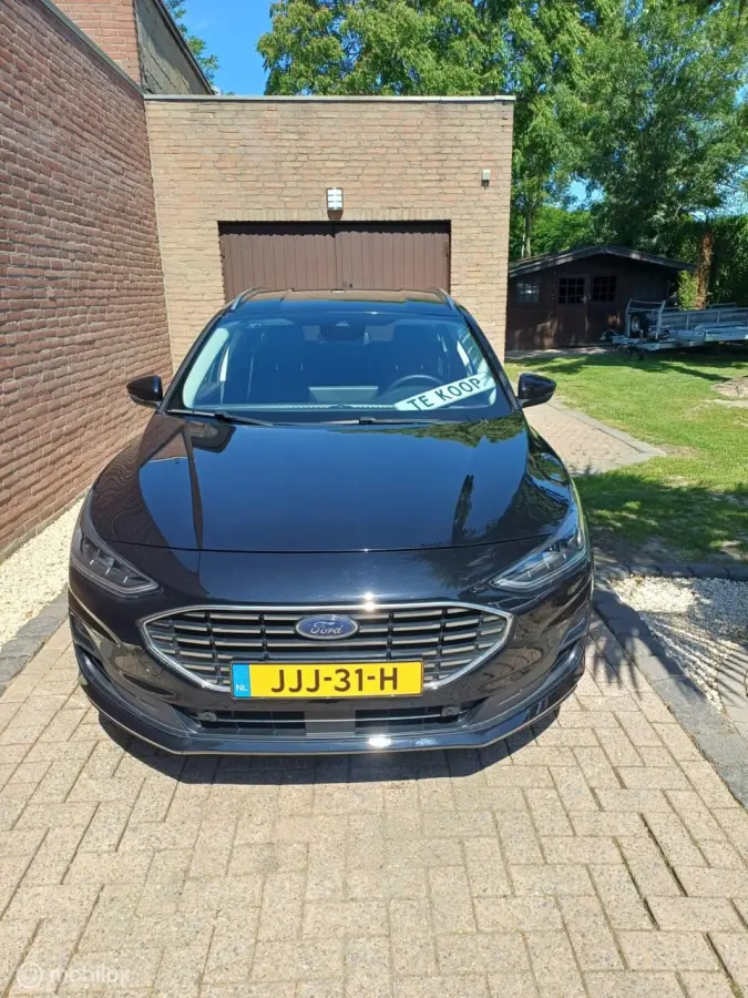 1.0 EcoBoost Hybrid Titanium Style
