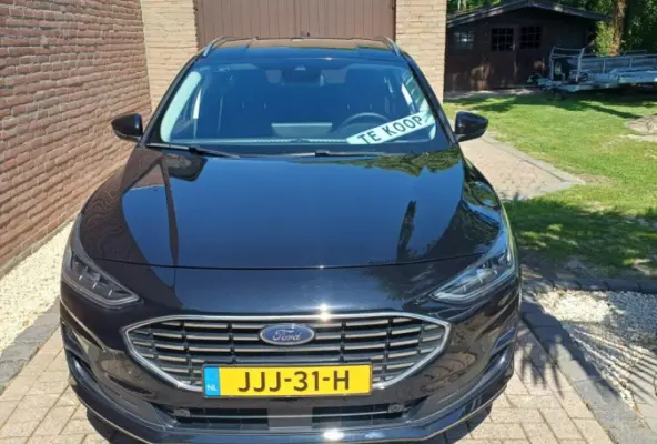 1.0 EcoBoost Hybrid Titanium Style