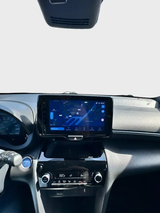 1.5 Hybrid Trend Bi-Tone Adventure Achteruitrijcamera Navigatiesysteem
