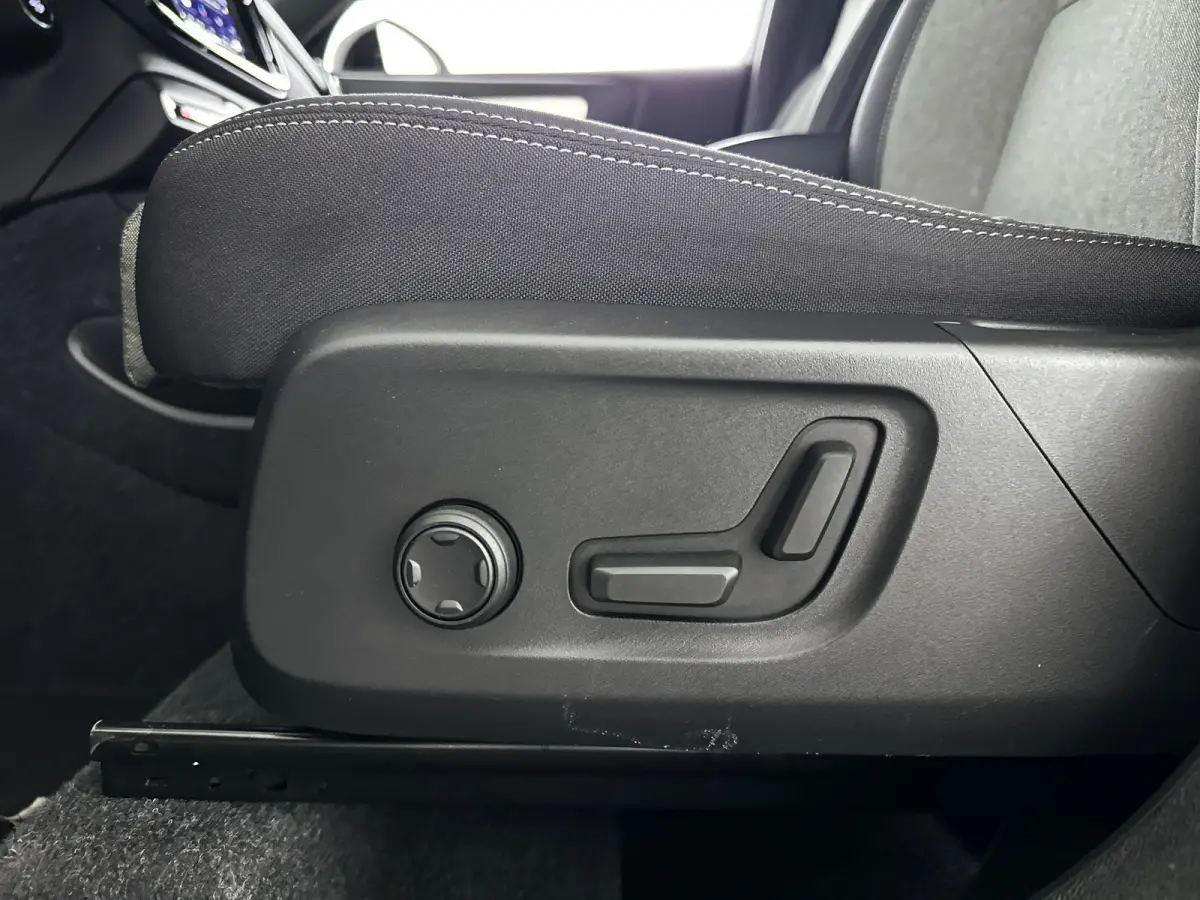 B4 Plus Dark | Parkeercamera | Harman Kardon | Stoel- en Stuurverwarming | Trekhaak