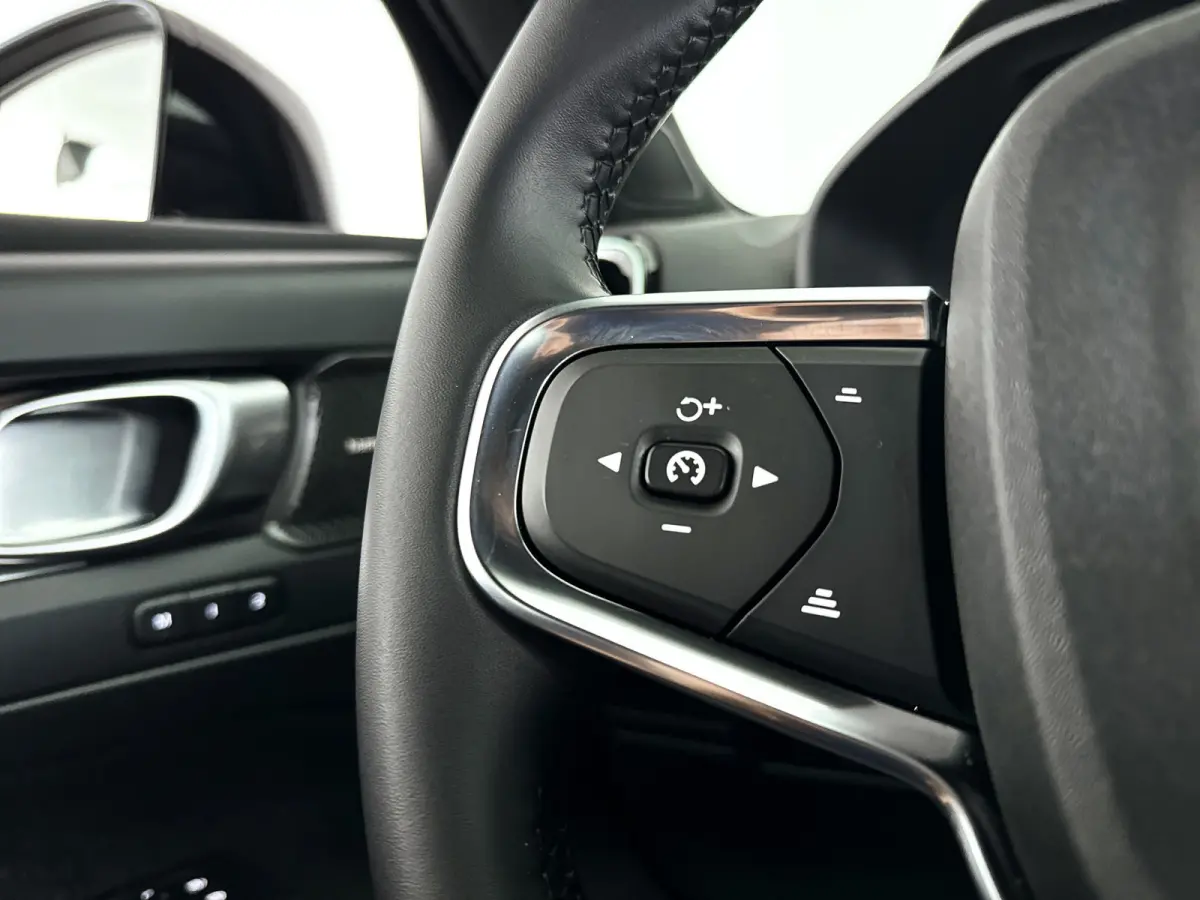 B4 Plus Dark | Parkeercamera | Harman Kardon | Stoel- en Stuurverwarming | Trekhaak