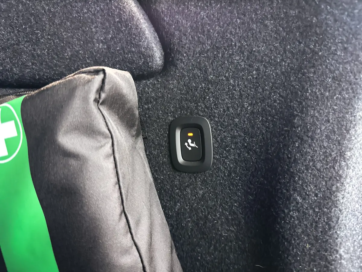 B4 Plus Dark | Parkeercamera | Harman Kardon | Stoel- en Stuurverwarming | Trekhaak