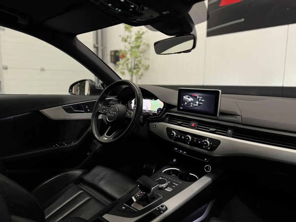 2.0 TFSI S-Tronic|Pano|Leer|Matrix|RS