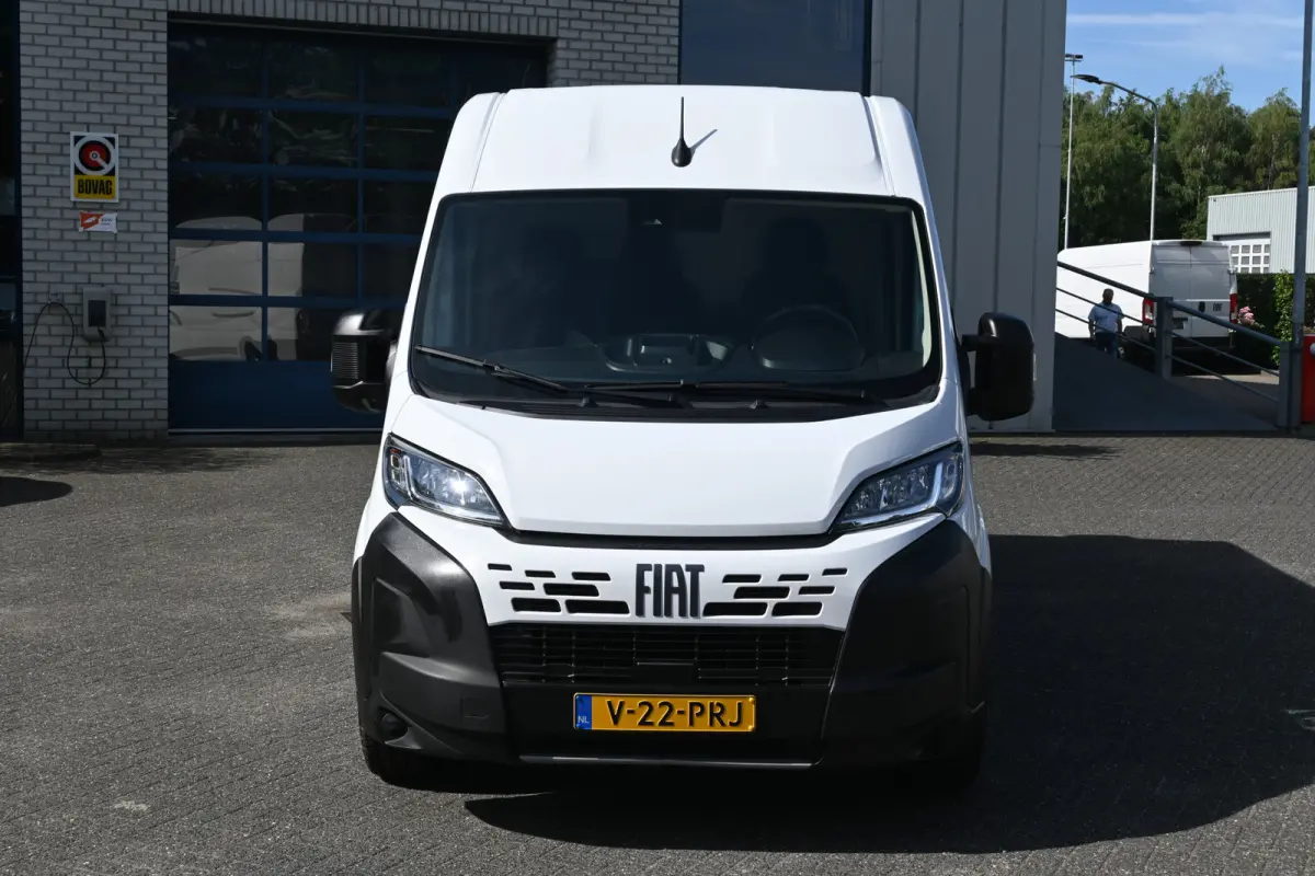 L4H2 2.2 140 pk 3.5t Camera, 270 Graden achterdeuren