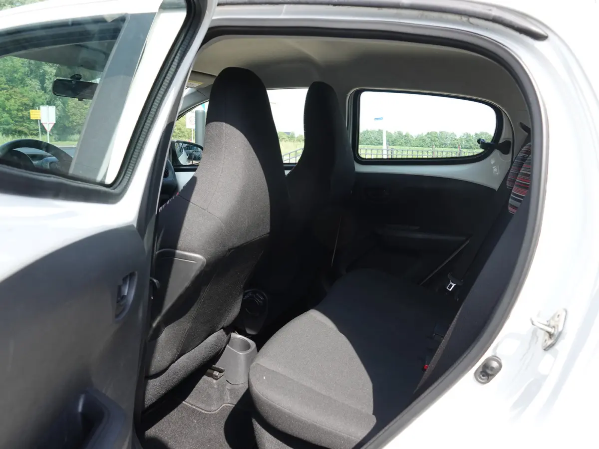 1.0 VTi Feel AIRCO | AUDIO | BT-TEL