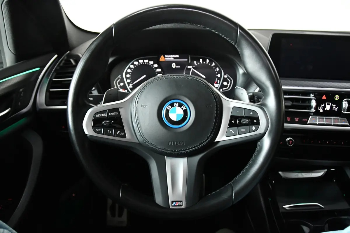 XDRIVE30E Pano*side-assist*Keyless