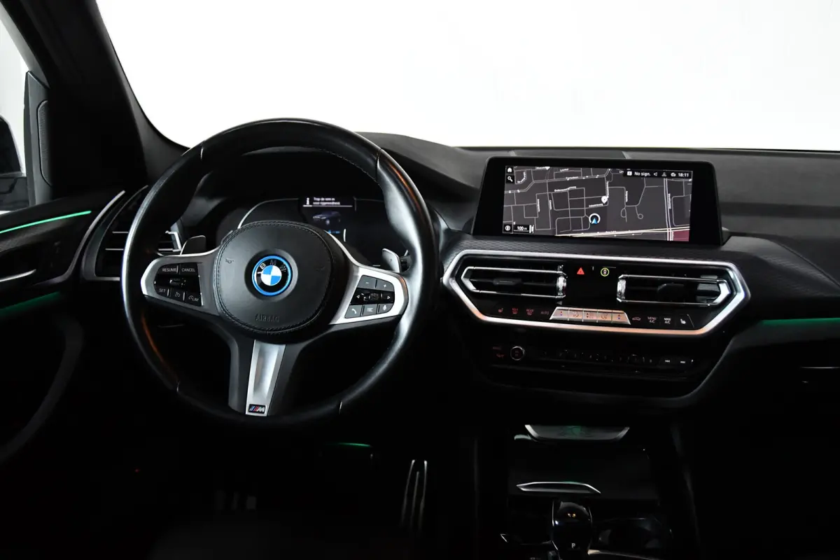 XDRIVE30E Pano*side-assist*Keyless