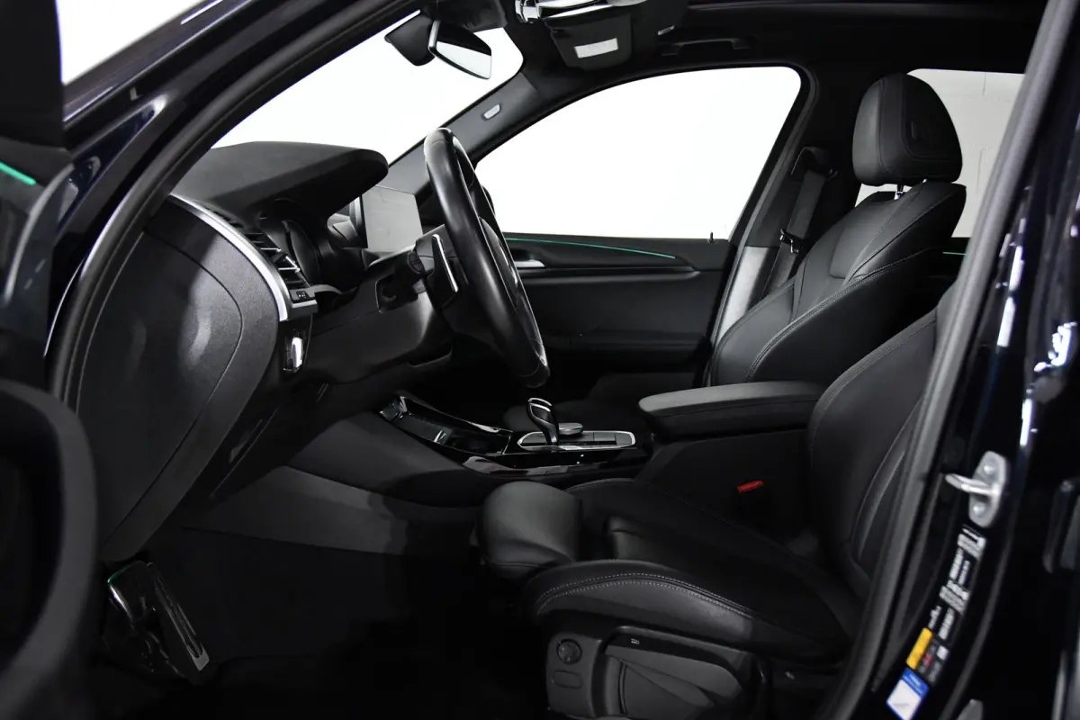XDRIVE30E Pano*side-assist*Keyless