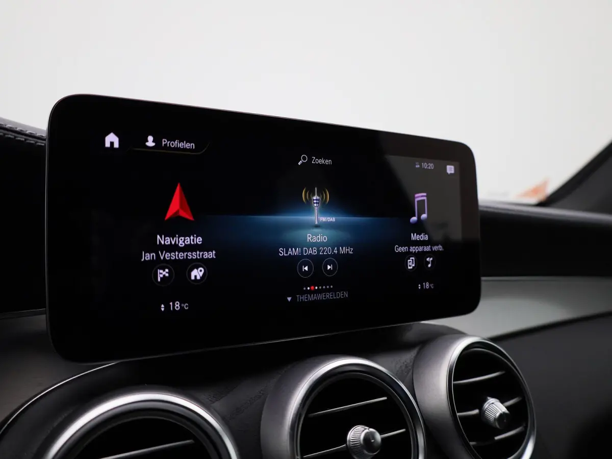 300e 4MATIC Business Solution AMG | PANORAMADAK | 360 CAMERA | STOELVERWARMING | NAVIGATIE | TREKHAAK