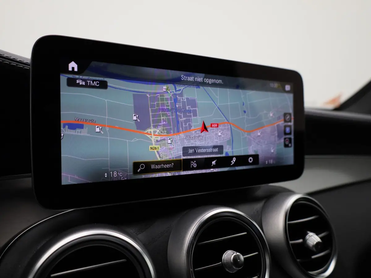 300e 4MATIC Business Solution AMG | PANORAMADAK | 360 CAMERA | STOELVERWARMING | NAVIGATIE | TREKHAAK