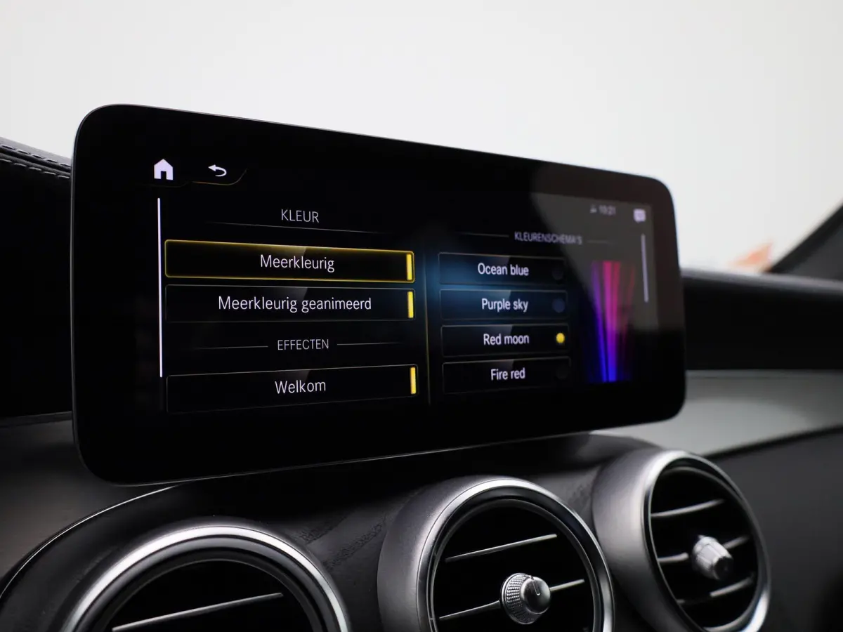 300e 4MATIC Business Solution AMG | PANORAMADAK | 360 CAMERA | STOELVERWARMING | NAVIGATIE | TREKHAAK