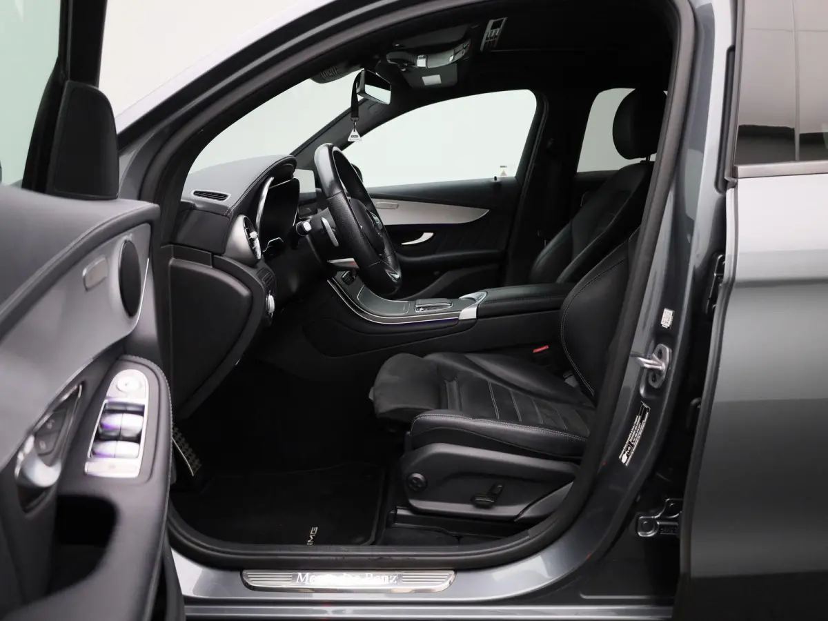 300e 4MATIC Business Solution AMG | PANORAMADAK | 360 CAMERA | STOELVERWARMING | NAVIGATIE | TREKHAAK