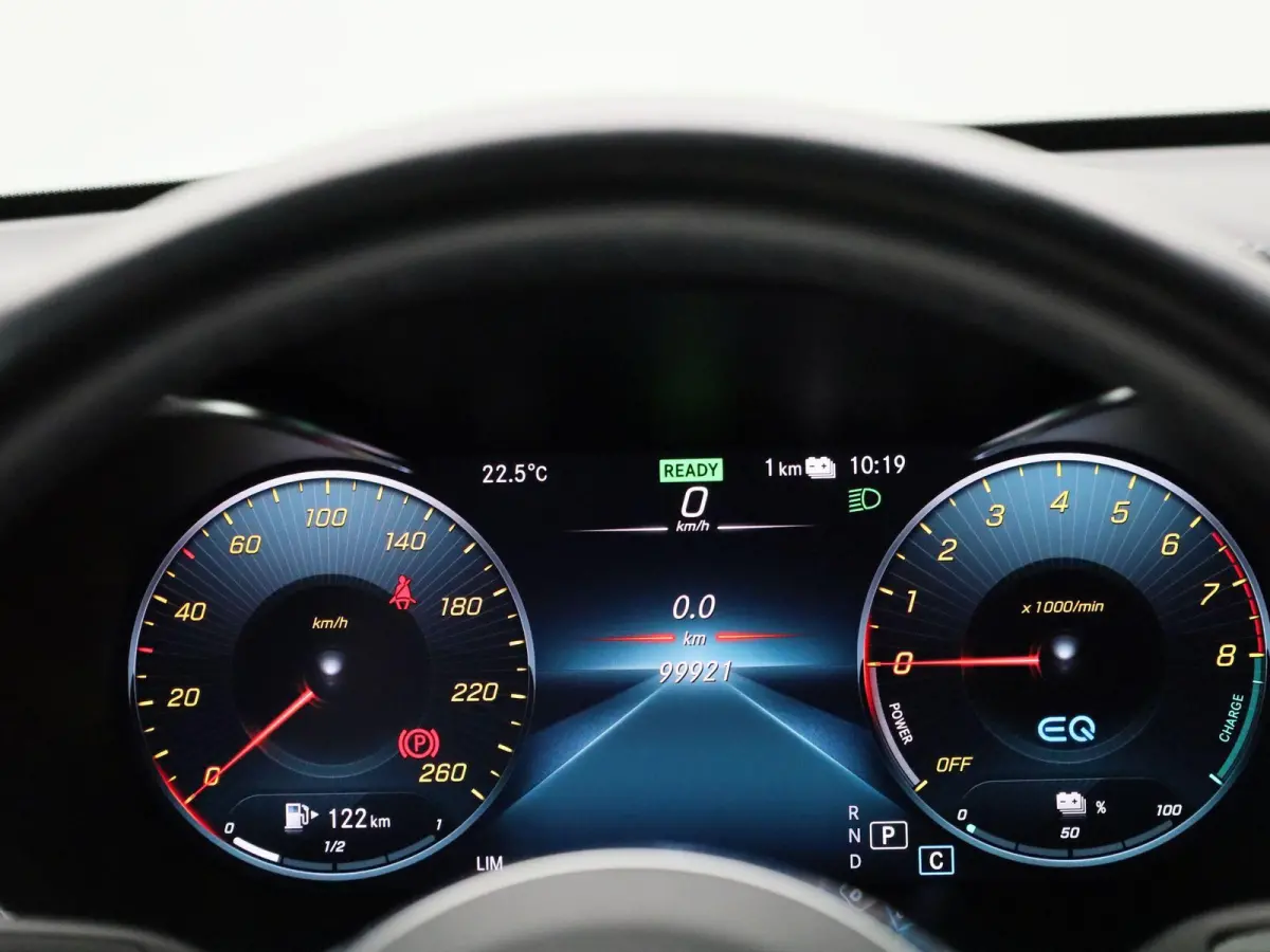300e 4MATIC Business Solution AMG | PANORAMADAK | 360 CAMERA | STOELVERWARMING | NAVIGATIE | TREKHAAK