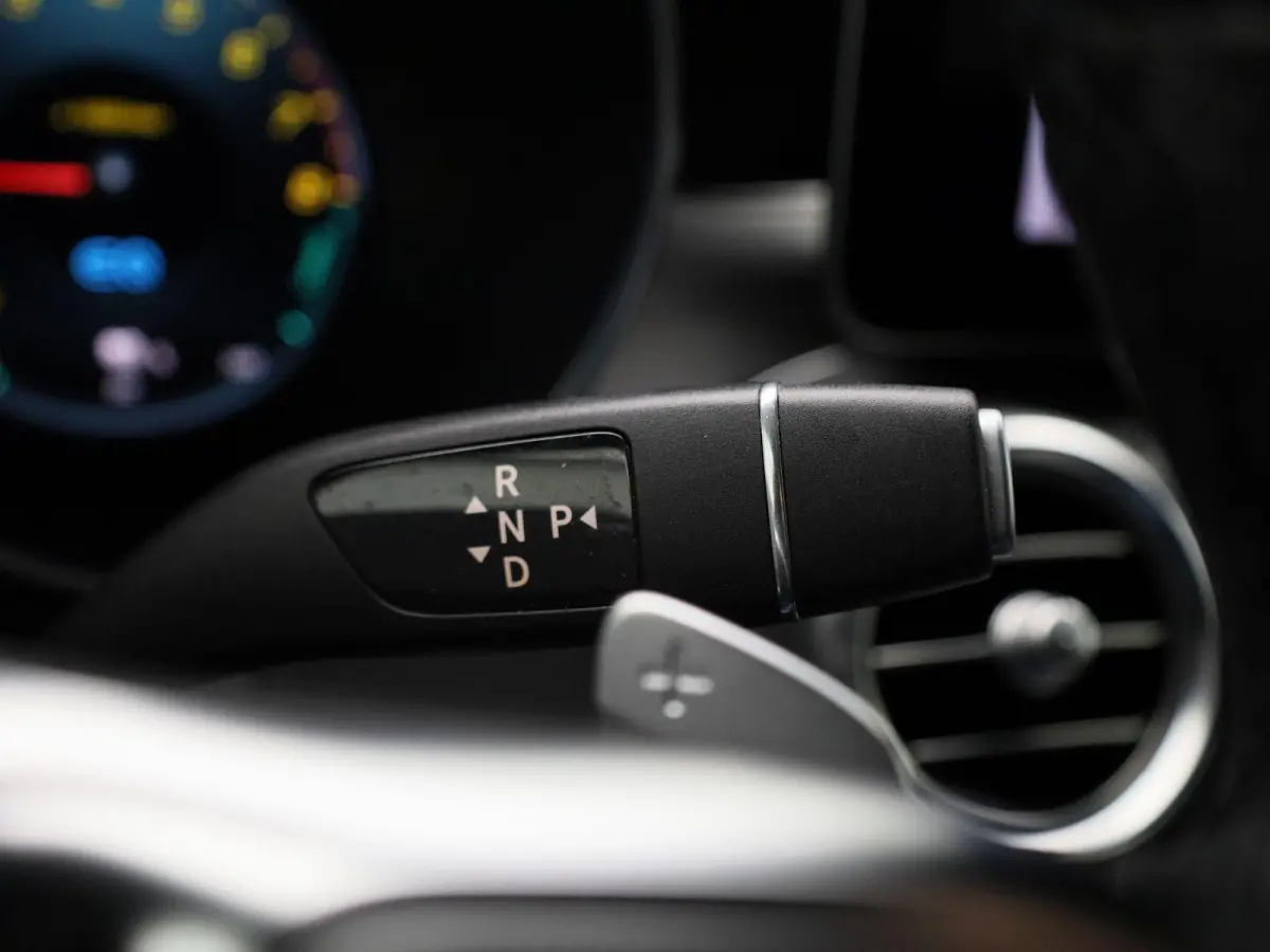300e 4MATIC Business Solution AMG | PANORAMADAK | 360 CAMERA | STOELVERWARMING | NAVIGATIE | TREKHAAK