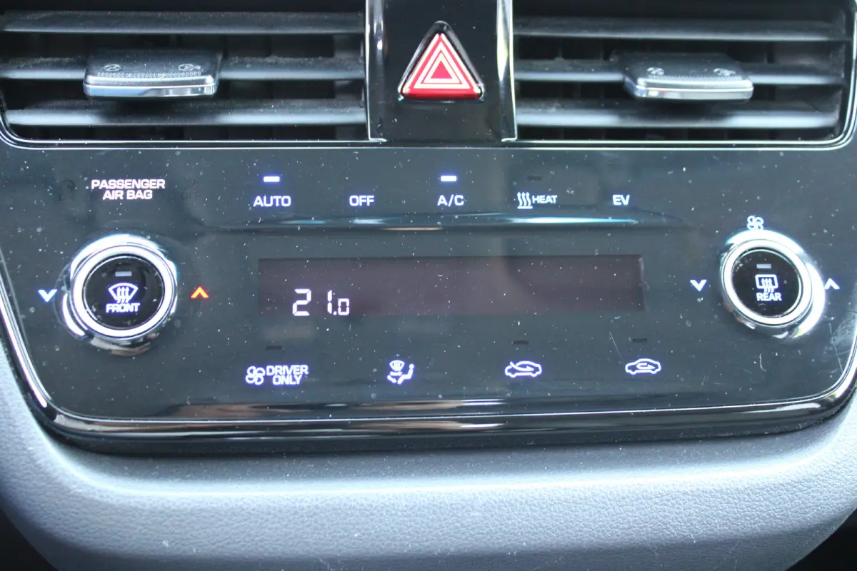 Comfort EV 38 kWh SOH 100% | Achteruitrijcamera | Navigatiesysteem full map | Voorstoelen verwarmd