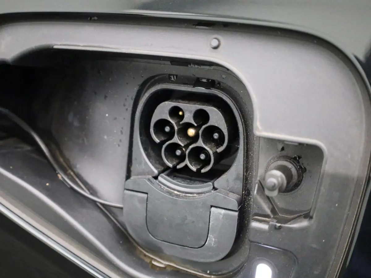 1.5 eHybrid Style Edition 204 PK Origineel Nederlands | 1e Eigenaar | Navigatie | Stoelverwarming | LED Matrix | Achteruitrijcamera | Parkeersensoren | Artvelours