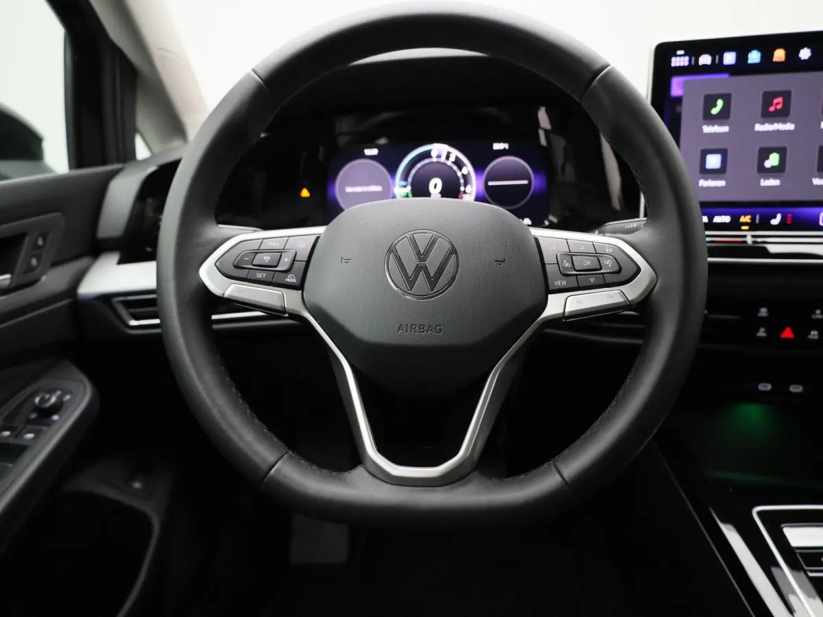1.5 eHybrid Style Edition 204 PK Origineel Nederlands | 1e Eigenaar | Navigatie | Stoelverwarming | LED Matrix | Achteruitrijcamera | Parkeersensoren | Artvelours
