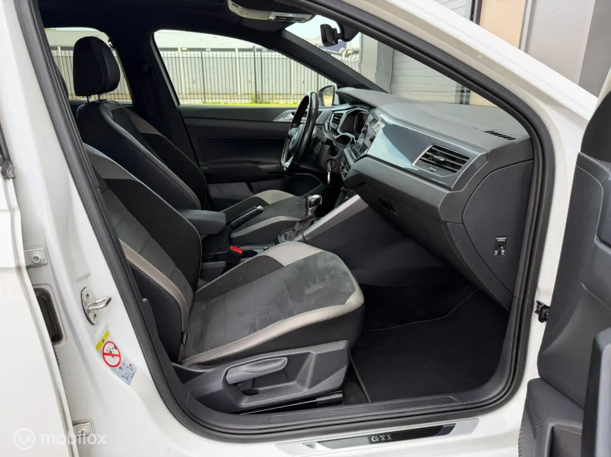 2.0 GTI / Pano / Virtual / Beats / ACC / Camera | Automatisch inparkeren | LED |
