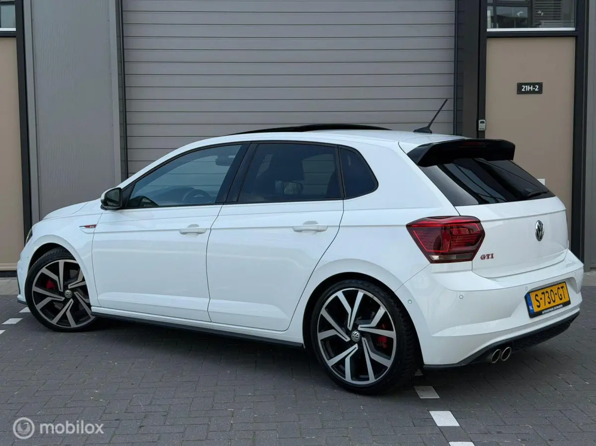 2.0 GTI / Pano / Virtual / Beats / ACC / Camera | Automatisch inparkeren | LED |