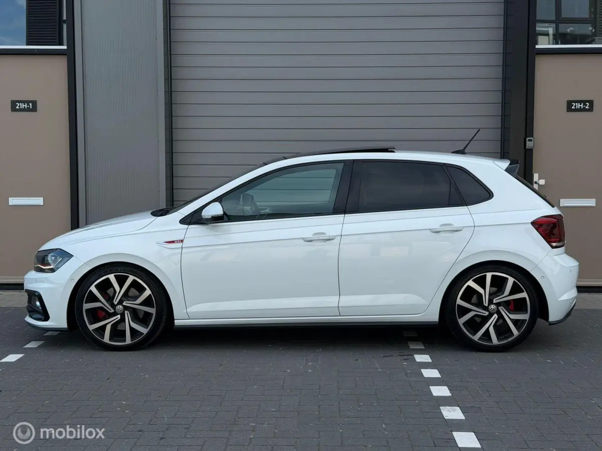 2.0 GTI / Pano / Virtual / Beats / ACC / Camera | Automatisch inparkeren | LED |