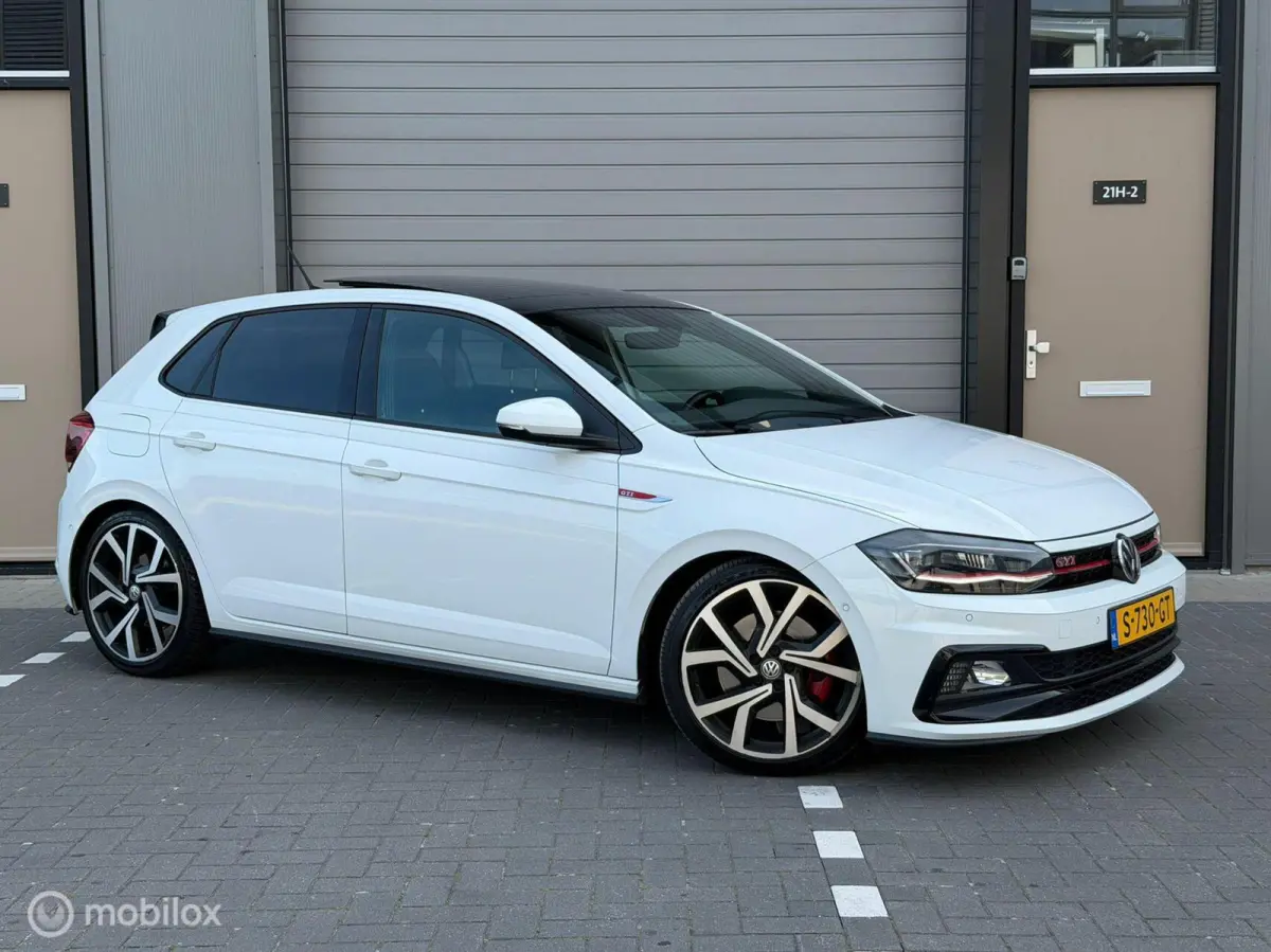 2.0 GTI / Pano / Virtual / Beats / ACC / Camera | Automatisch inparkeren | LED |