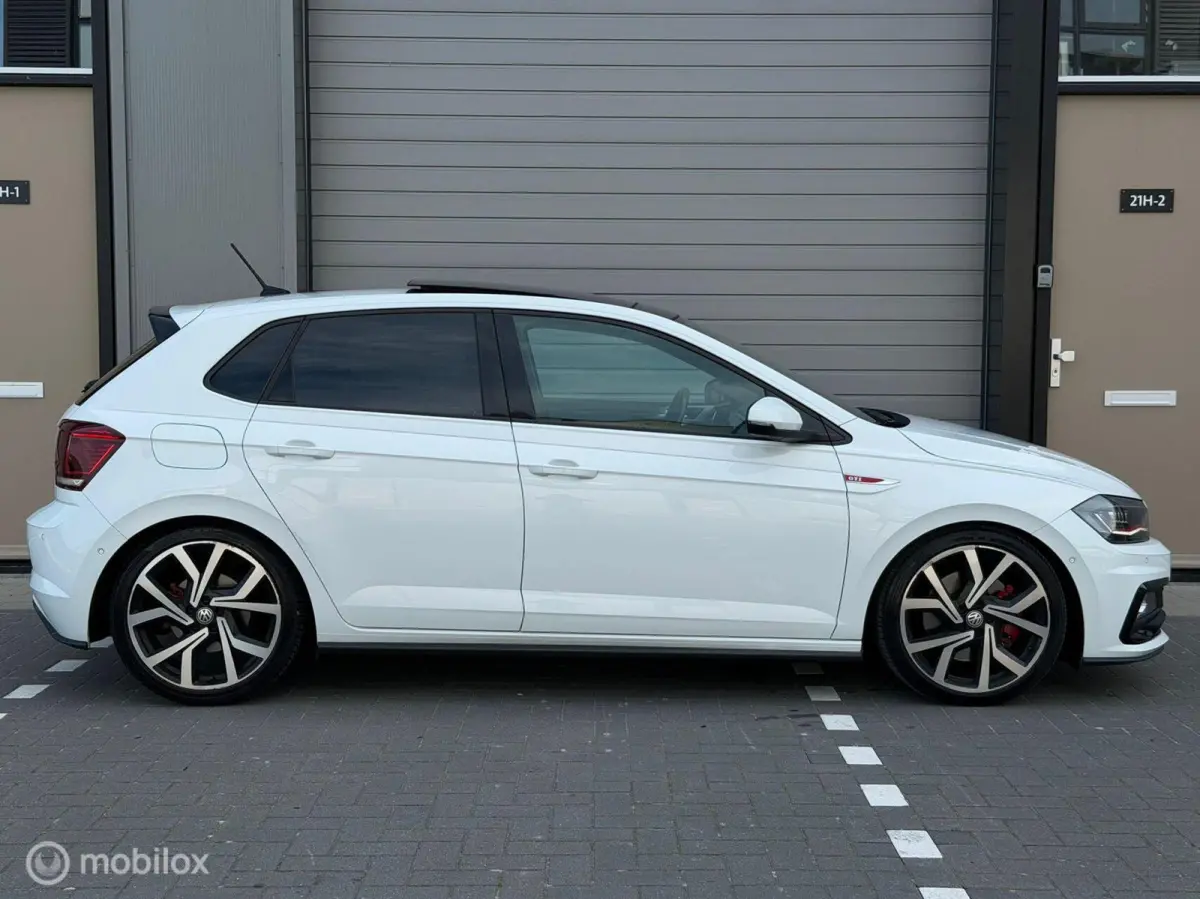 2.0 GTI / Pano / Virtual / Beats / ACC / Camera | Automatisch inparkeren | LED |