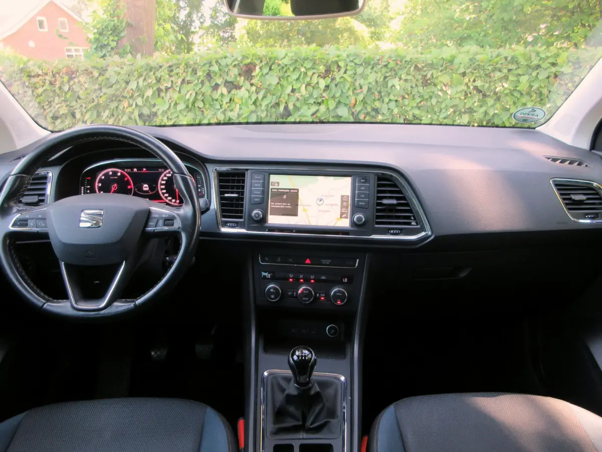 1.0 EcoTSI Style ntense * LED * Camera * Trekhaak *