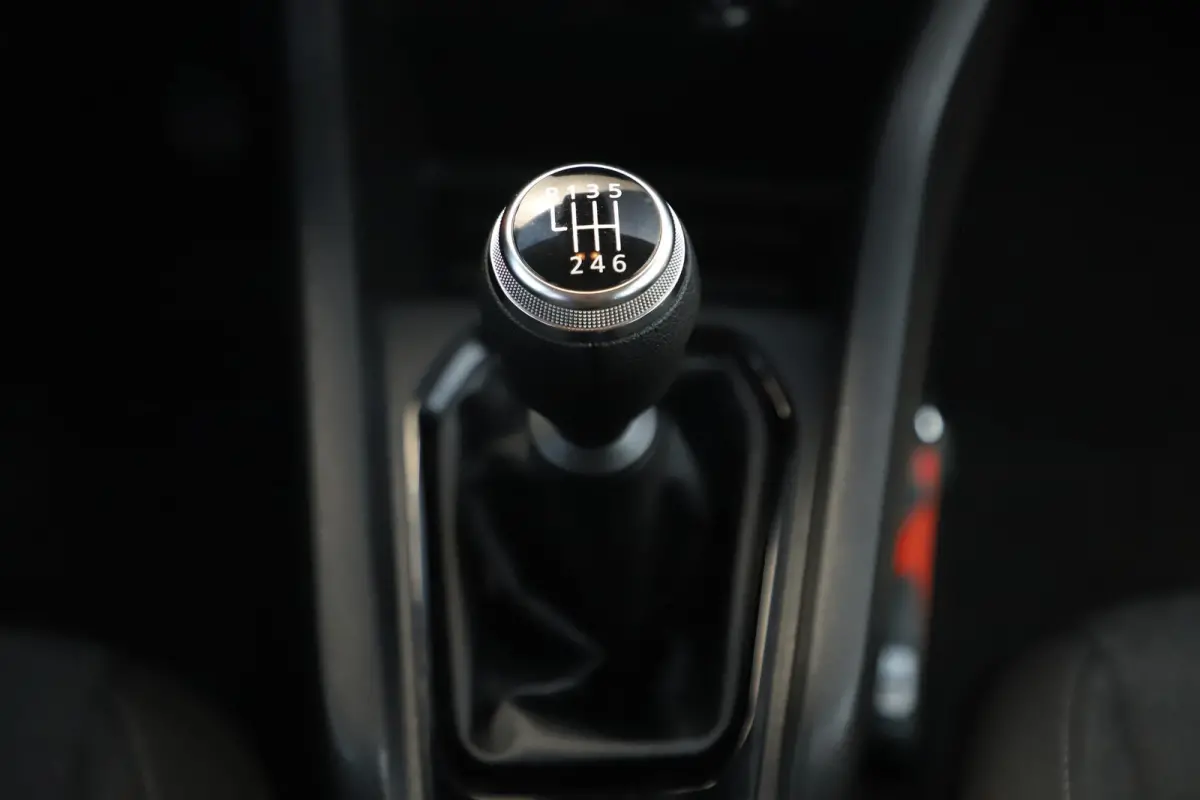 1.0 TCe Business Zen Navigatie Airco Cruise Control Carplay Android Bluetooth LED Parkeersensor