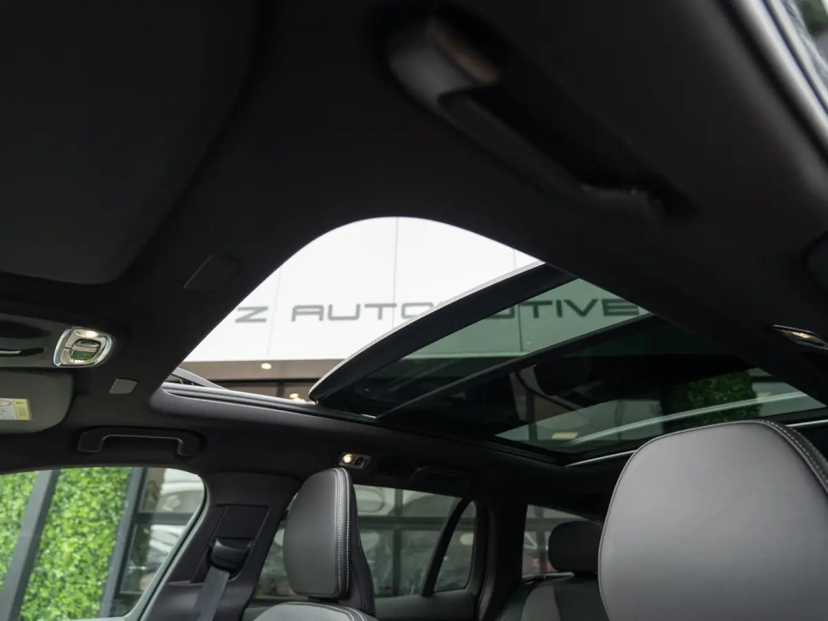 2.0 T8 Recharge AWD R-Design 455 PK | Pano | 1e Eig. | SOH 96 % |