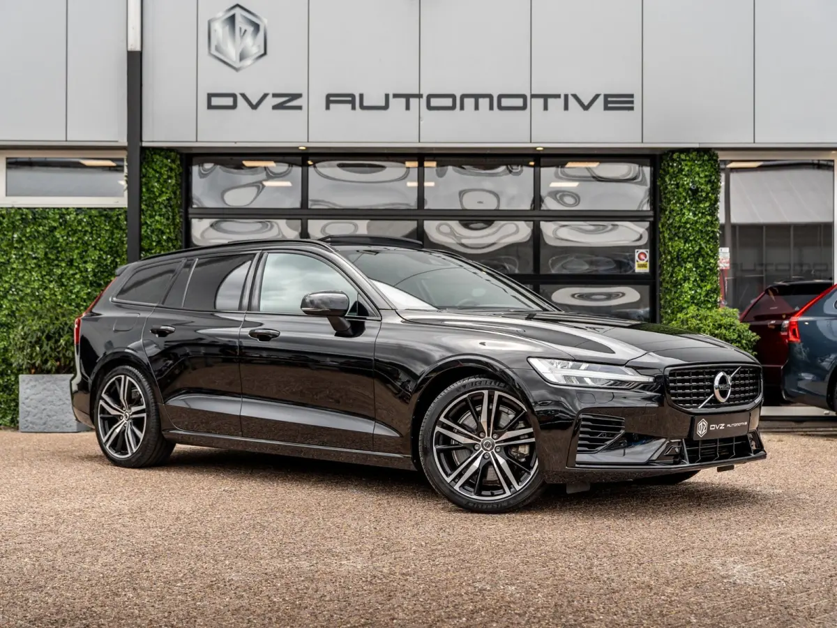 2.0 T8 Recharge AWD R-Design 455 PK | Pano | 1e Eig. | SOH 96 % |