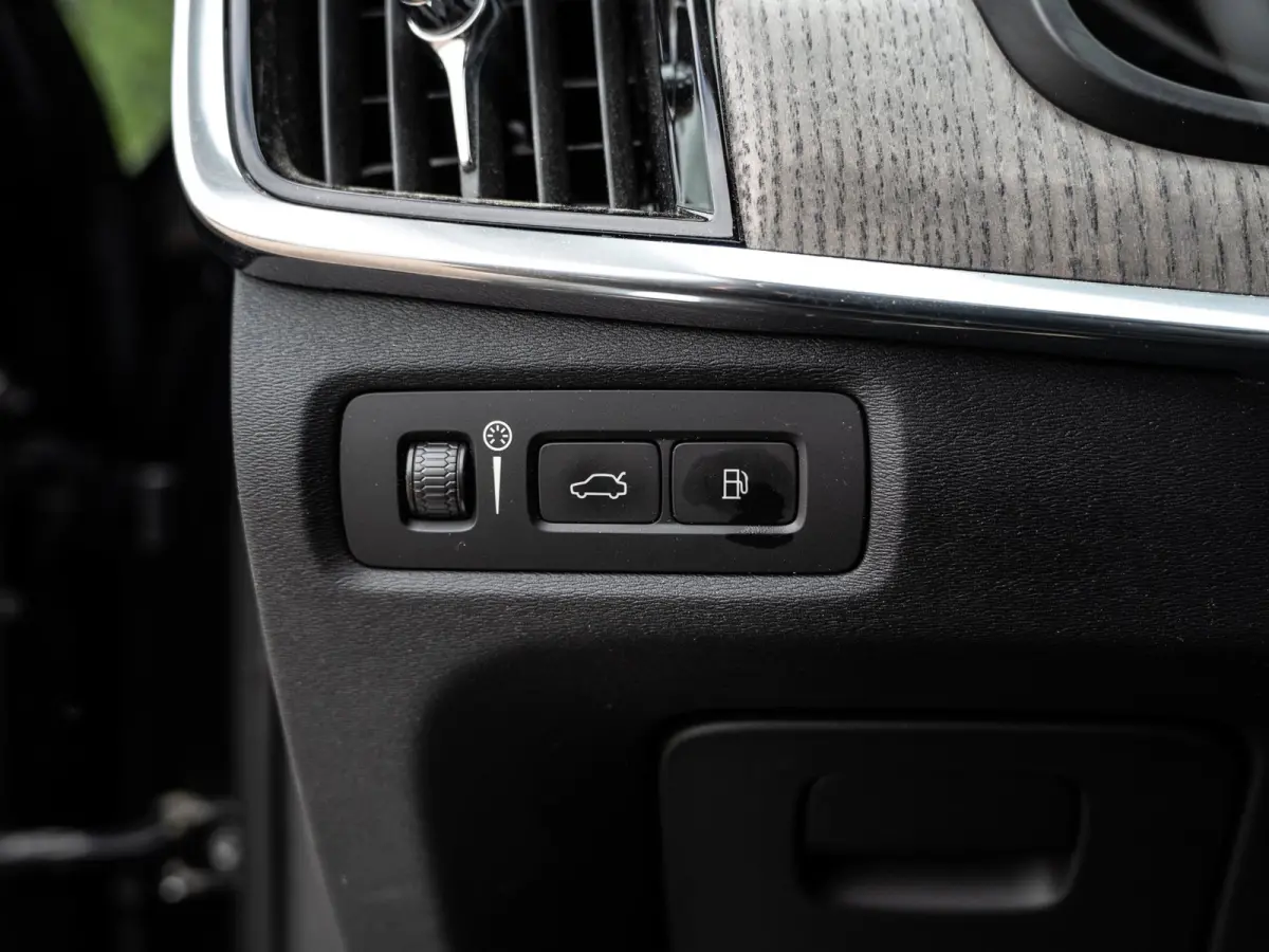 2.0 T6 AWD Inscription | H/K Sound | Memory | Carplay | 1e Eig. | 91% SOH |