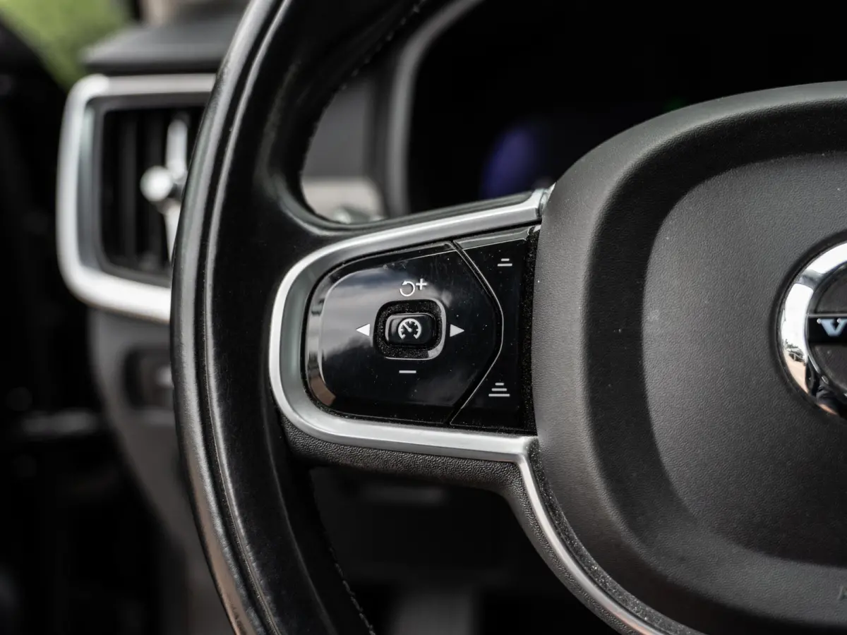 2.0 T6 AWD Inscription | H/K Sound | Memory | Carplay | 1e Eig. | 91% SOH |