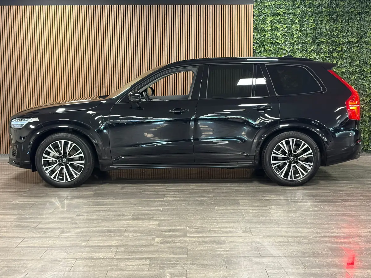 T8 AWD Recharge Ultra Dark | Vol! | Bowers & Wilkins | Luchtvering | Stoelventilatie | Trekhaak | 360 Camera | Head-Up Display | Stoelmassage | 455pk | Adaptieve Cruise Control | Stoelverwar