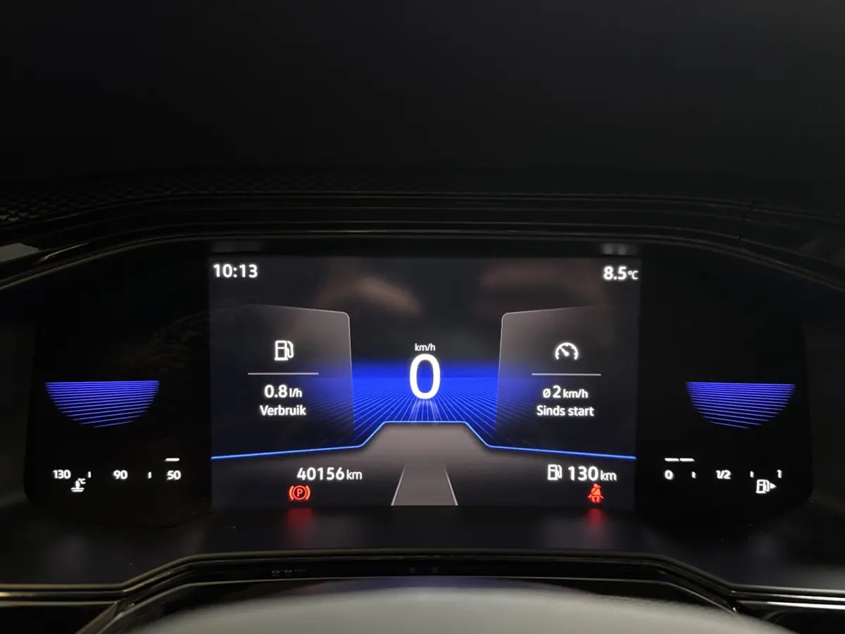 TSI 95PK LIFE BUSINESS CARPLAY/PDC/LMV