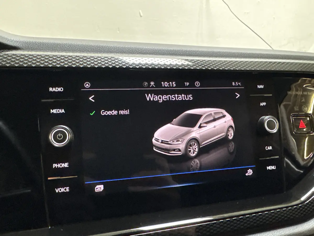 TSI 95PK LIFE BUSINESS CARPLAY/PDC/LMV