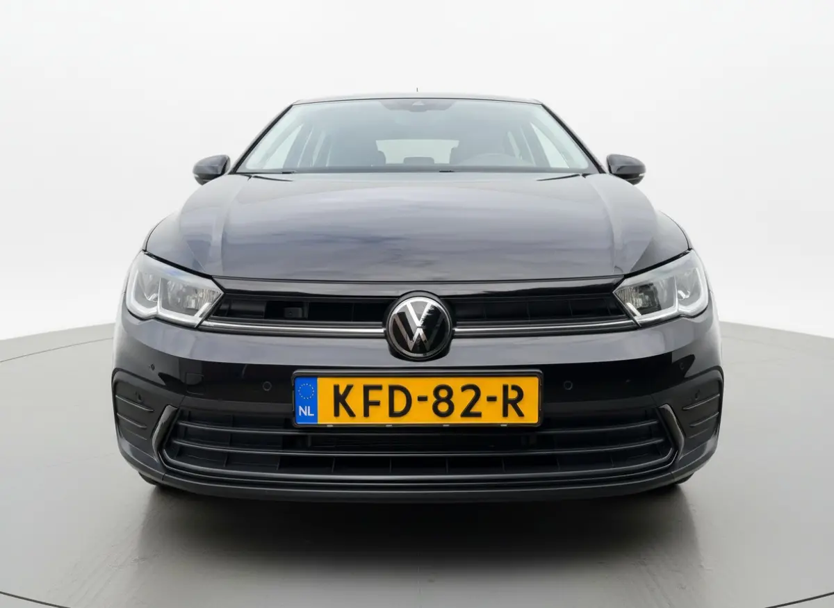 TSI 95PK LIFE BUSINESS CARPLAY/PDC/LMV