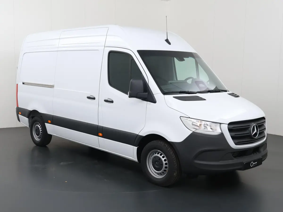 315 CDI L2 Pro | Parkeercamera | Bluetooth | Climate Control | Keyless Go |