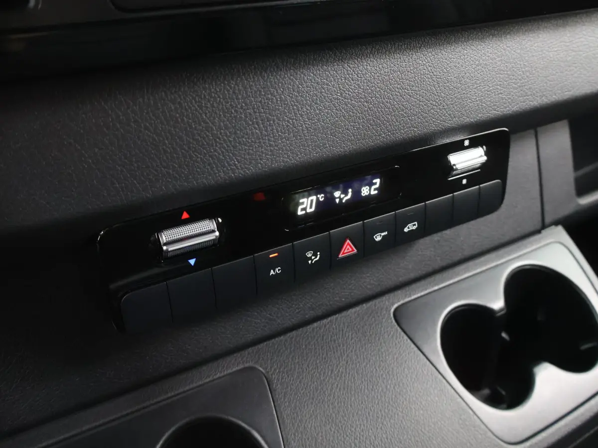 315 CDI L2 Pro | Parkeercamera | Bluetooth | Climate Control | Keyless Go |