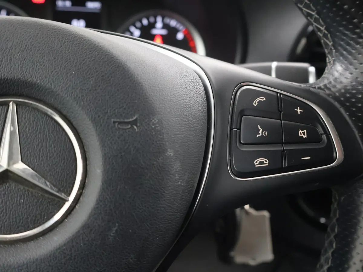 114 CDI | Aut. | L2 Lang | LM Velgen | Trekhaak | LED Koplampen | 3-zits | Parkeercamera | Navigatie | Climate Control | Certified