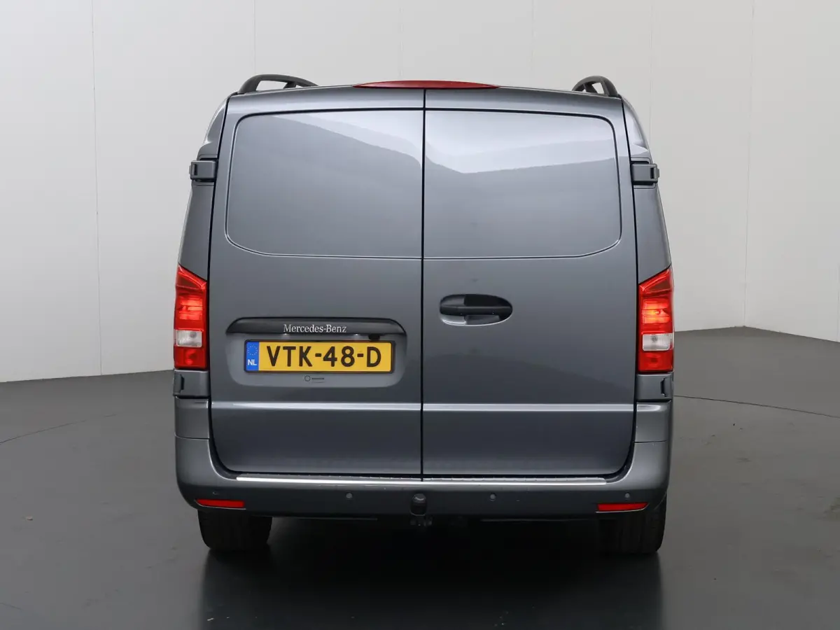 114 CDI | Aut. | L2 Lang | LM Velgen | Trekhaak | LED Koplampen | 3-zits | Parkeercamera | Navigatie | Climate Control | Certified