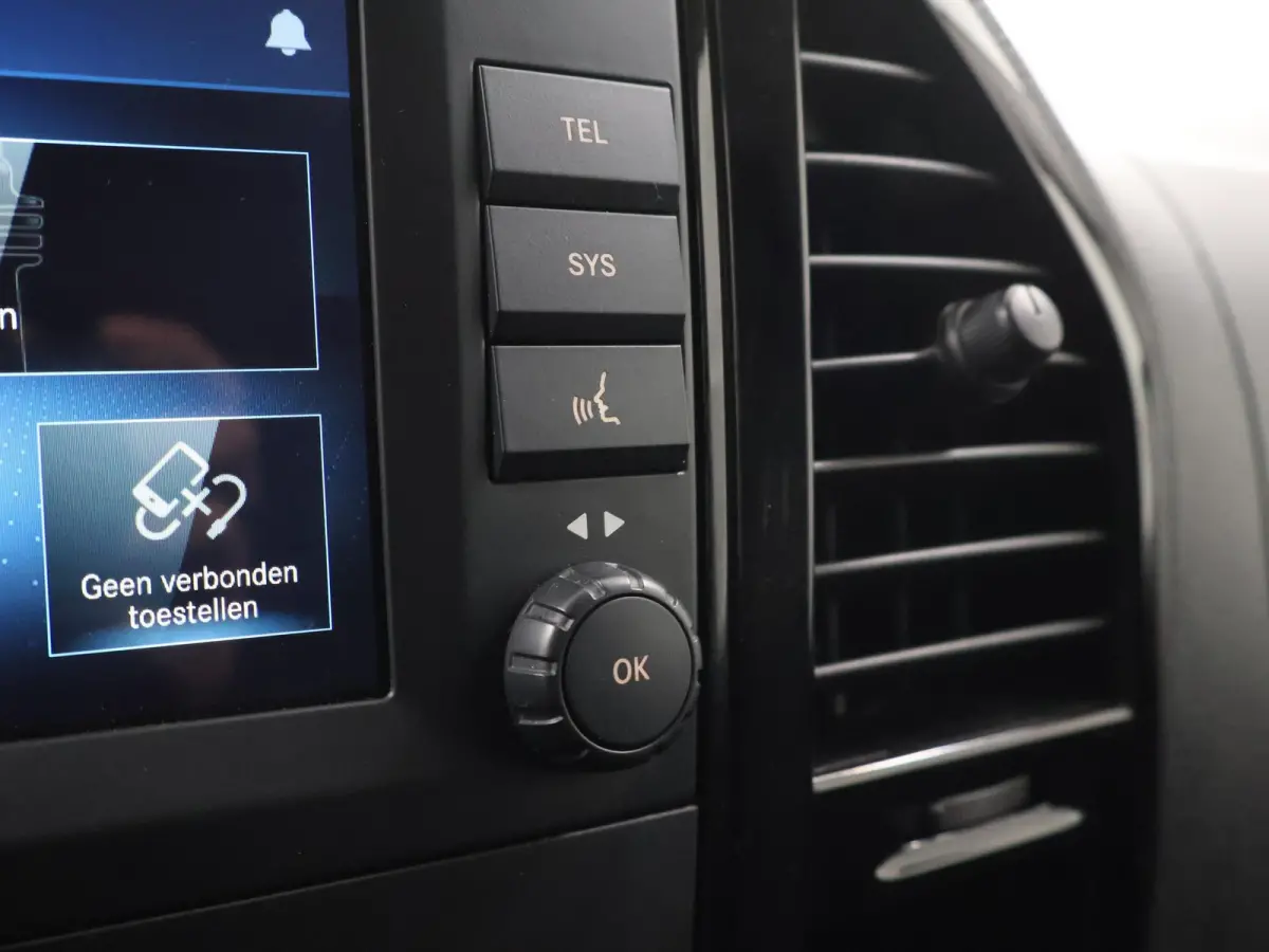 114 CDI | Aut. | L2 Lang | LM Velgen | Trekhaak | LED Koplampen | 3-zits | Parkeercamera | Navigatie | Climate Control | Certified