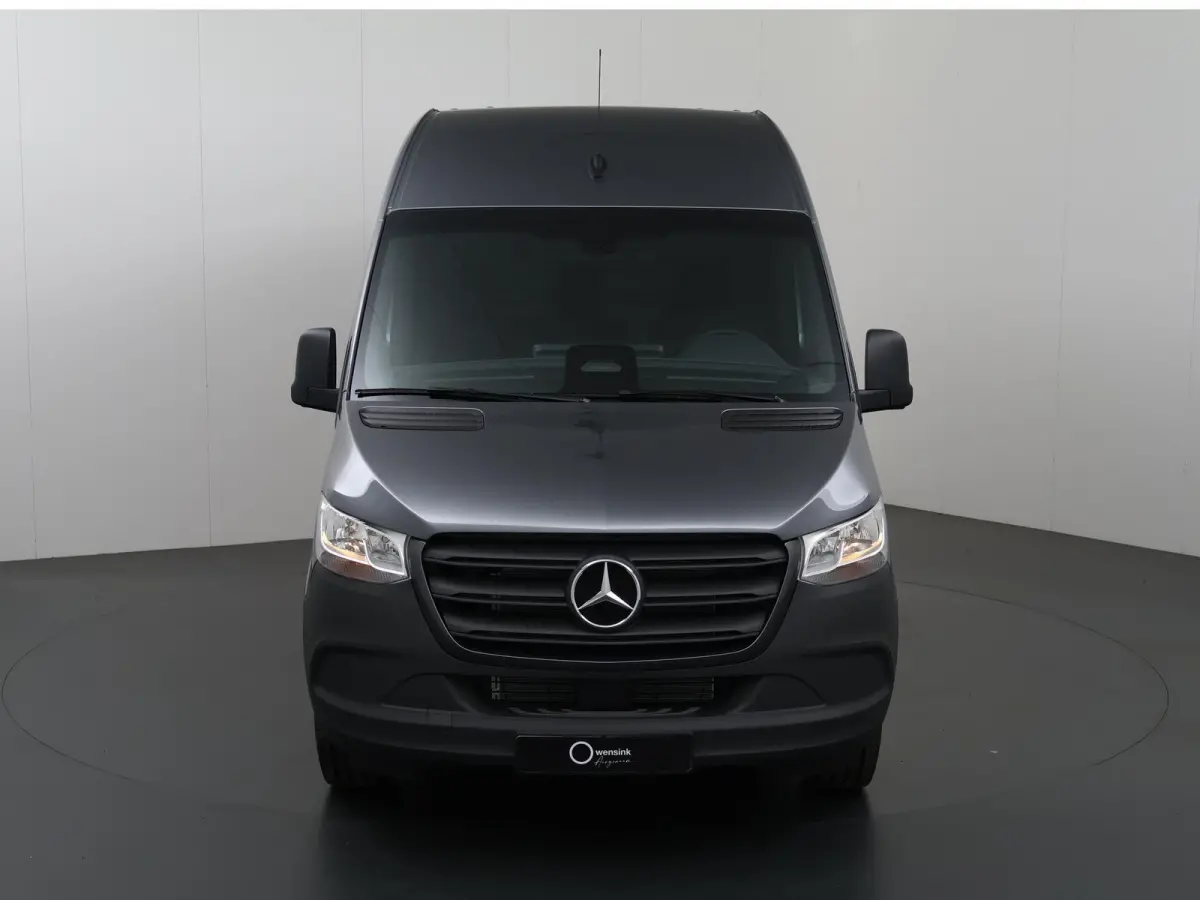 315 CDI GB L2 RWD PRO | ACHTERUITRIJCAMERA | 3500 KG AHW | DODEHOEKASSISTENT | AIRCO | CRUISE | CARPLAY | ANDROID AUTO | METALLIC | 3-ZITS | MBUX SYSTEEM GROOT