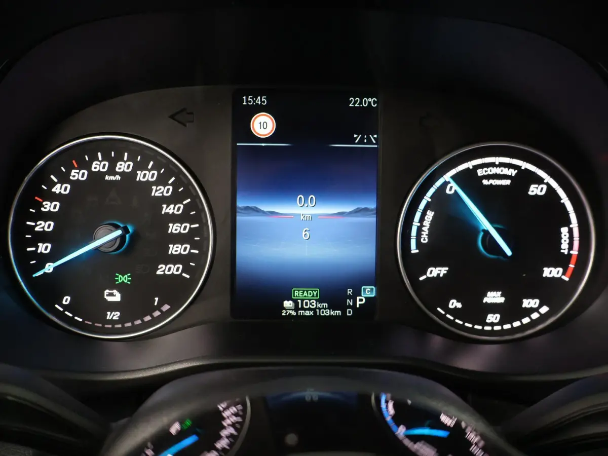 129 L2 PRO 90kWh | Snelladen 110 KWh | Achteruitrijcamera | Parkeerpakket | Comfortbestuurdersstoel | Dodehoekassistent | 8 Zitplaatsen | 360KM Range |