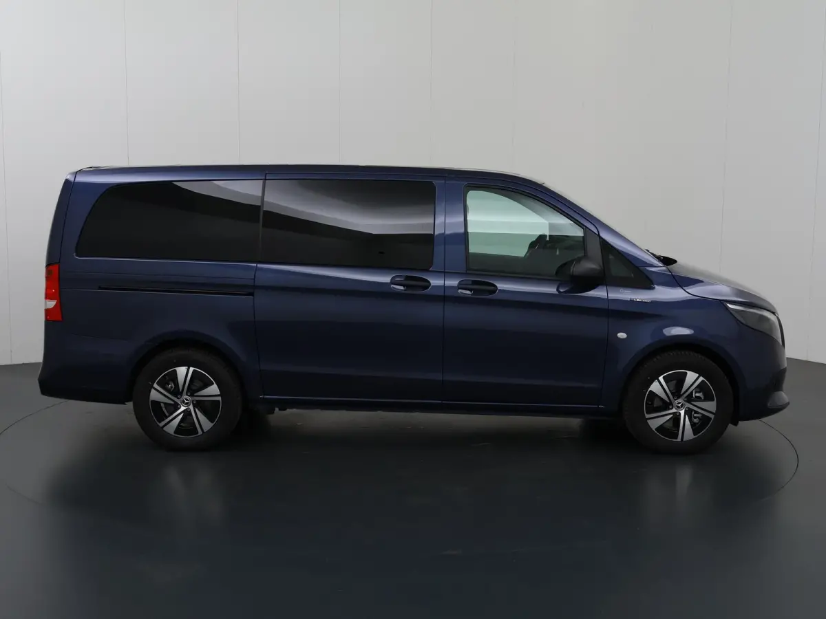 129 L2 PRO 90kWh | Snelladen 110 KWh | Achteruitrijcamera | Parkeerpakket | Comfortbestuurdersstoel | Dodehoekassistent | 8 Zitplaatsen | 360KM Range |