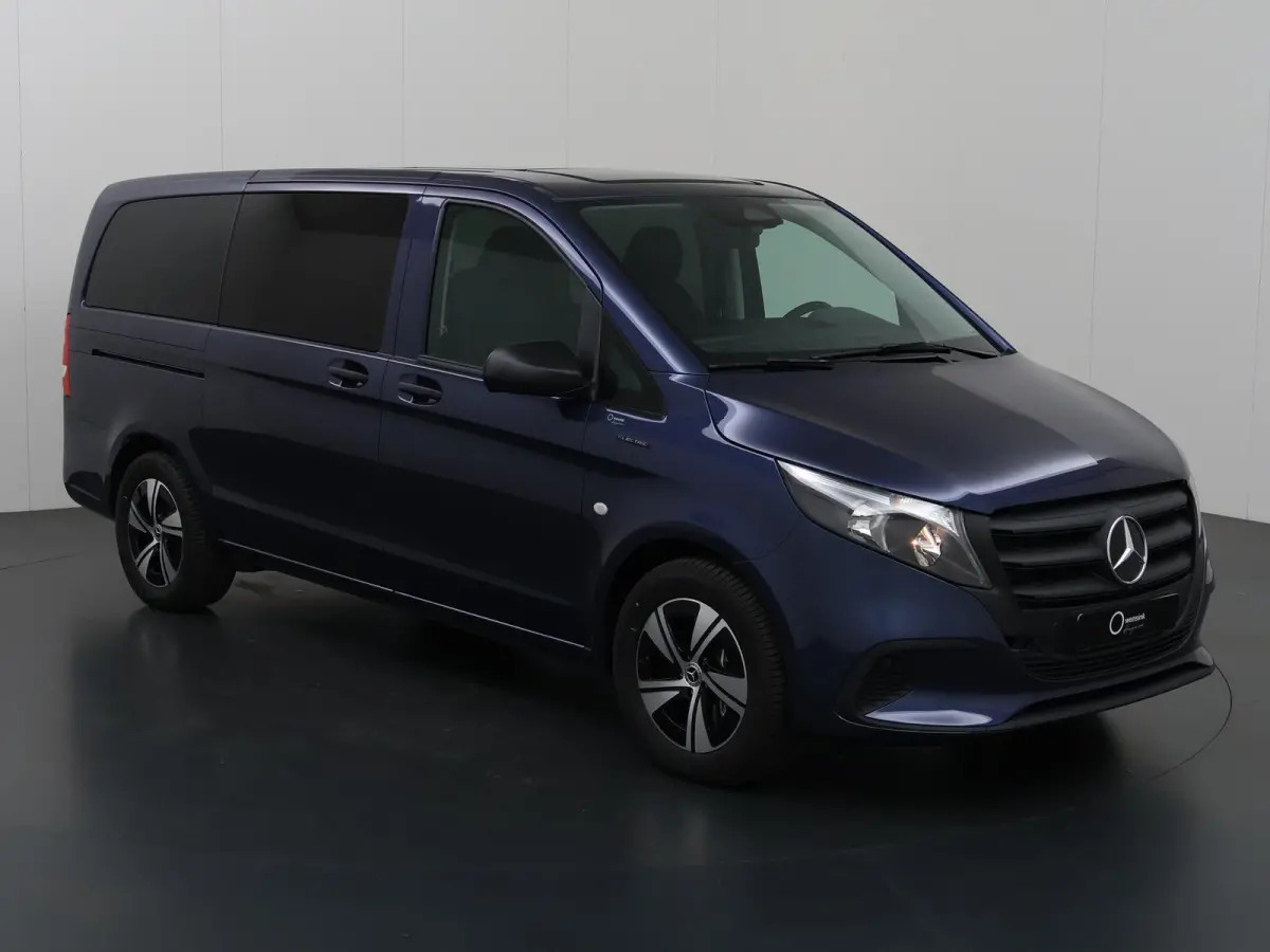 129 L2 PRO 90kWh | Snelladen 110 KWh | Achteruitrijcamera | Parkeerpakket | Comfortbestuurdersstoel | Dodehoekassistent | 8 Zitplaatsen | 360KM Range |