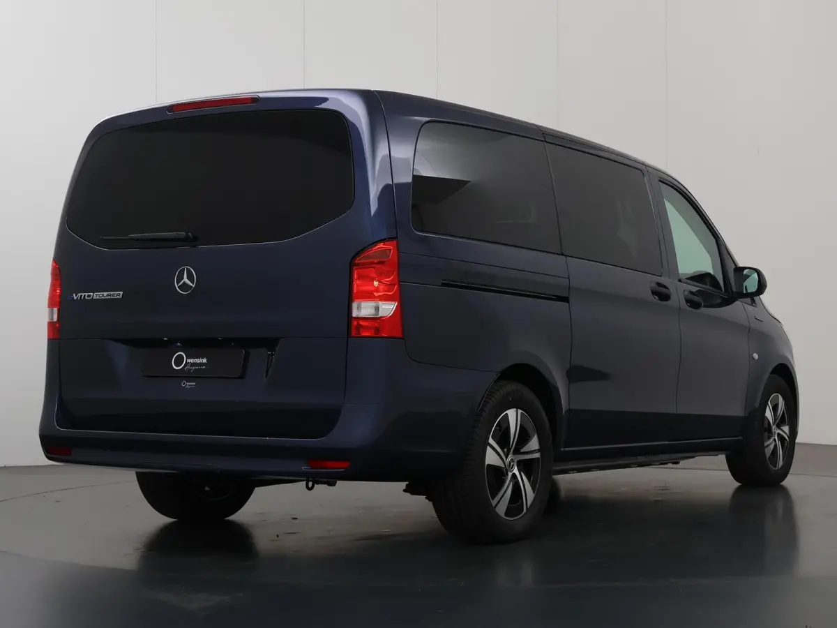 129 L2 PRO 90kWh | Snelladen 110 KWh | Achteruitrijcamera | Parkeerpakket | Comfortbestuurdersstoel | Dodehoekassistent | 8 Zitplaatsen | 360KM Range |