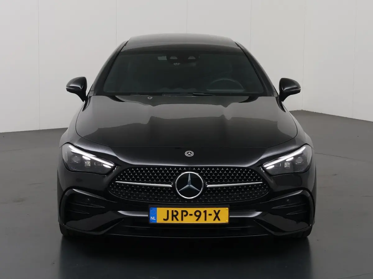 300 4MATIC AMG Line Premium Plus | Panoramadak | Memory | 20-Inch | Nightpakket | AMG spoiler